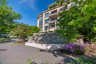 Photo 3: 400 533 WATERS EDGE Crescent in West Vancouver: Park Royal Condo for sale in "WATERS EDGE ESTATES" : MLS®# R2457213