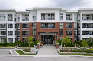 Photo 1: D204 8150 207TH Street in Langley: Willoughby Heights Condo for sale in "Union Park" : MLS®# R2702504