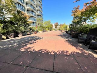 Photo 21: 503 1 RENAISSANCE Square in New Westminster: Quay Condo for sale in "THE Q" : MLS®# R2757746