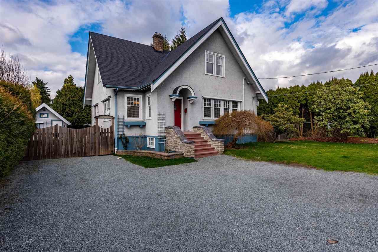Main Photo: 33565 1ST Avenue in Mission: Mission BC House for sale : MLS®# R2557377