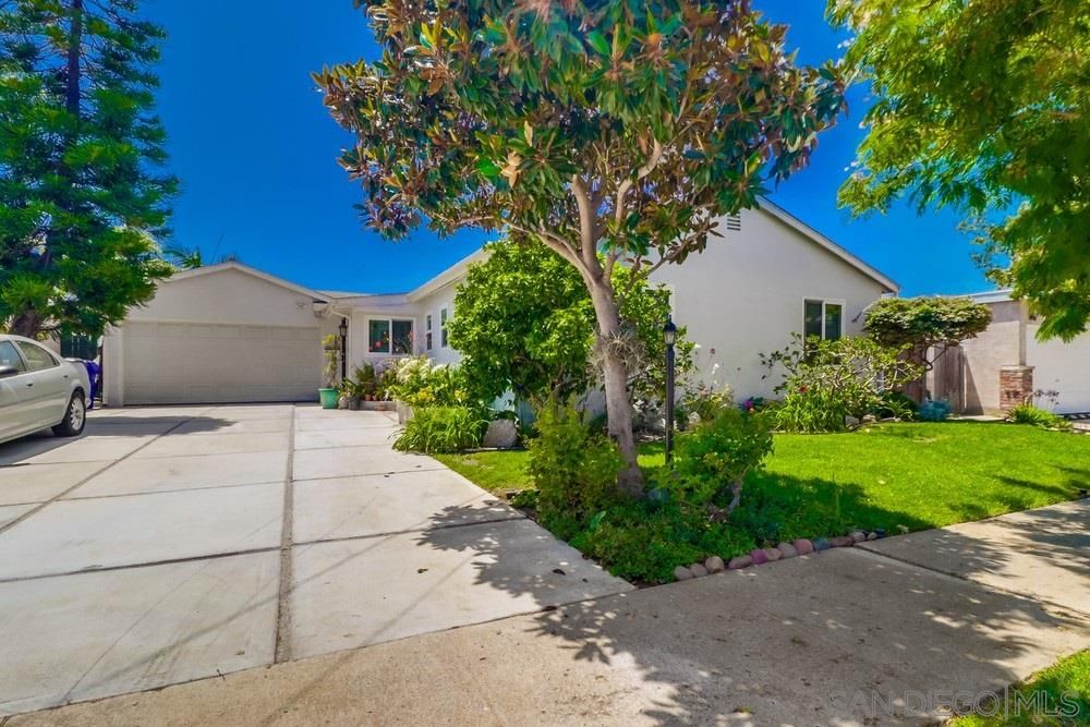 Main Photo: BAY PARK House for sale : 3 bedrooms : 4125 Chippewa Court in San Diego