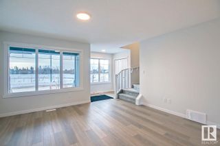 Photo 2: 5724 JUCHLI Avenue in Edmonton: Zone 27 Attached Home for sale : MLS®# E4322287