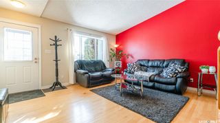 Photo 10: 122 Stacey Crescent in Saskatoon: Dundonald Residential for sale : MLS®# SK803368