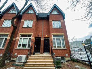 Photo 1: 16 Old Trillium Lane in Toronto: Regent Park House (3-Storey) for sale (Toronto C08)  : MLS®# C8310950