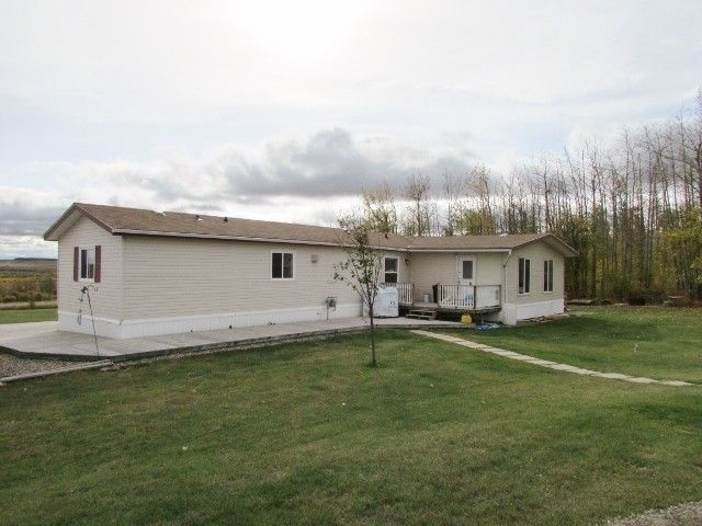 Main Photo: 5395 230TH Road: Taylor Manufactured Home for sale in "SOUTH TAYLOR" (Fort St. John (Zone 60))  : MLS®# N240220