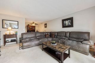 Photo 5: 410 1210 PACIFIC Street in Coquitlam: North Coquitlam Condo for sale in "GLENVIEW MANOR" : MLS®# R2771194