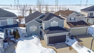 Photo 2: 138 Vineland Crescent in Winnipeg: Whyte Ridge Residential for sale (1P)  : MLS®# 202207439