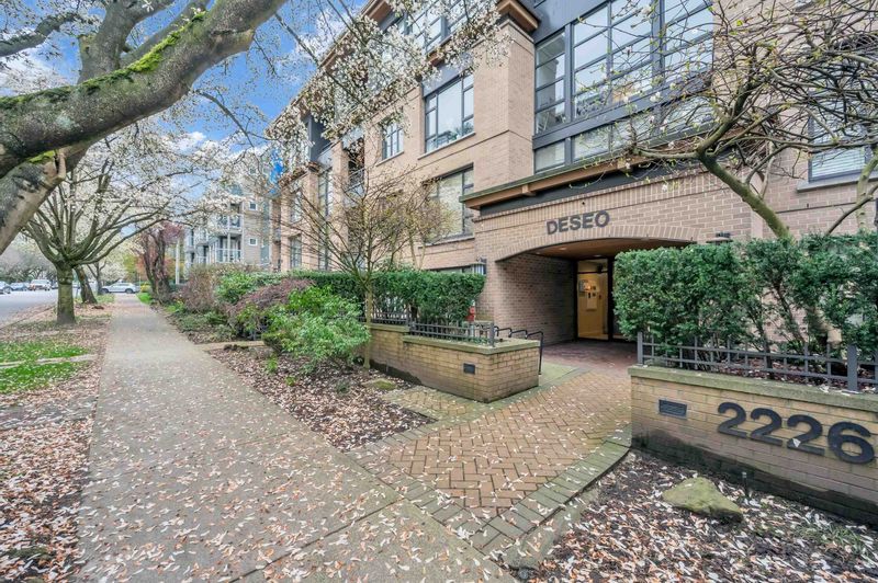 FEATURED LISTING: 206 - 2226 12TH Avenue West Vancouver