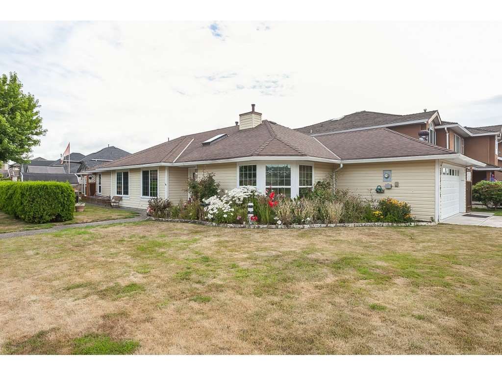 Main Photo: 6365 48 A Avenue in Ladner: Holly House for sale : MLS®# R2387663