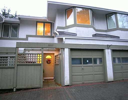 Main Photo: 2653 FROMME Road in North Vancouver: Lynn Valley Townhouse for sale in "CEDAR WYND" : MLS®# V624294