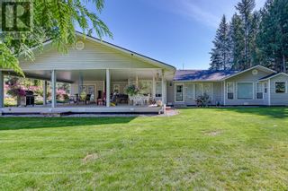 Photo 2: 2851 20 Avenue SE in Salmon Arm: House for sale : MLS®# 10304274