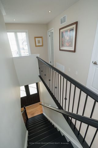 Photo 18: 832 Rayner Court in Milton: Harrison House (2-Storey) for sale : MLS®# W6051420