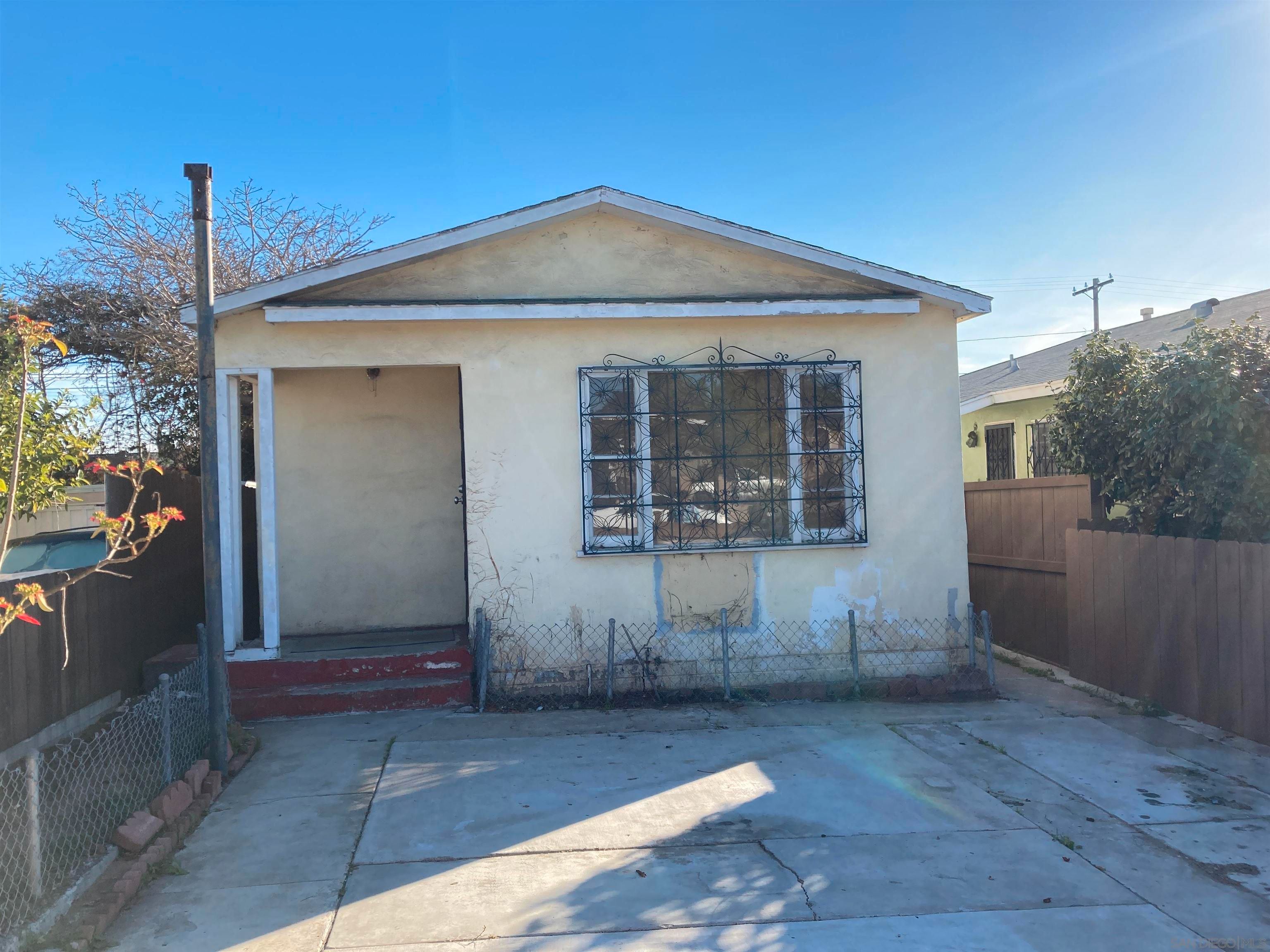 Main Photo: LOGAN HEIGHTS Property for sale: 3747-49 Florence St in San Diego