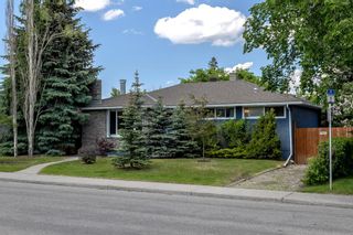 Main Photo: 130 Windermere Road SW in Calgary: Wildwood Detached for sale : MLS®# A1231796