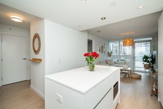 Photo 11: 608 908 QUAYSIDE Drive in New Westminster: Quay Condo for sale : MLS®# R2849252