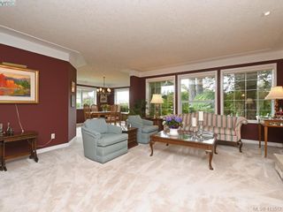 Photo 3: 4731 AMBLEWOOD Dr in VICTORIA: SE Cordova Bay House for sale (Saanich East)  : MLS®# 820003
