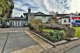 Photo 1: 15120 SPENSER Court in Surrey: Bear Creek Green Timbers House for sale : MLS®# R2130715