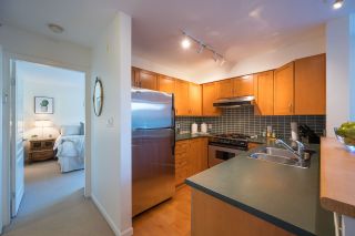 Photo 10: PH 401 2181 W 12TH Avenue in Vancouver: Kitsilano Condo for sale in "THE CARLINGS" (Vancouver West)  : MLS®# R2516161
