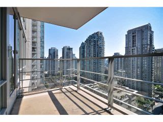 Photo 14: 1501 565 SMITHE Street in Vancouver: Downtown VW Condo for sale in "VITA" (Vancouver West)  : MLS®# V1076138