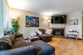 Photo 2: 21 5315 53 Avenue NW in Calgary: Varsity Row/Townhouse for sale : MLS®# A2035965