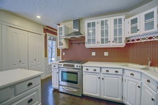 Photo 9: 152 Woodfield Road SW in Calgary: Woodbine Detached for sale : MLS®# A1178695
