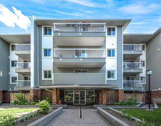 Main Photo: 310 545 18 Avenue SW in Calgary: Cliff Bungalow Apartment for sale : MLS®# A2053633