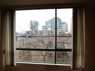 Photo 13: 403 2288 PINE Street in Vancouver: Fairview VW Condo for sale in "The Fairview" (Vancouver West)  : MLS®# R2546648