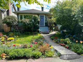 Main Photo: 240 E 37TH Avenue in Vancouver: Main House for sale (Vancouver East)  : MLS®# R2876055