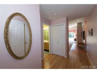 Photo 8: 25 901 Kentwood Lane in VICTORIA: SE Broadmead Row/Townhouse for sale (Saanich East)  : MLS®# 738052