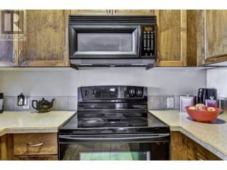 Photo 5: 1007 Harvey Avenue Unit# 404 in Kelowna: House for sale : MLS®# 10313143