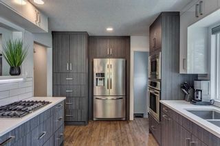 Photo 1: 12 Cawder Drive NW in Calgary: Collingwood Detached for sale : MLS®# A2055924