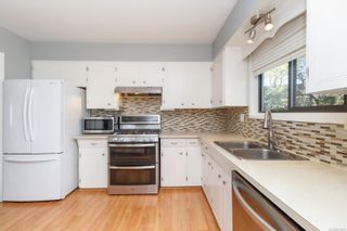 Photo 10: 3662 Dartmouth Pl in Saanich: SE Maplewood House for sale (Saanich East)  : MLS®# 874990