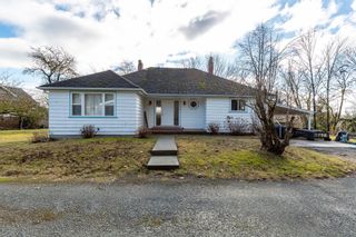 Photo 2: 34150 GLENWILL Avenue in Abbotsford: Central Abbotsford House for sale : MLS®# R2849775