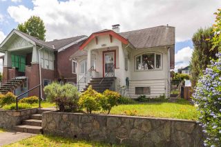 Photo 1: 2356 KITCHENER Street in Vancouver: Grandview Woodland House for sale in "Commercial Drive/Grandview" (Vancouver East)  : MLS®# R2592334