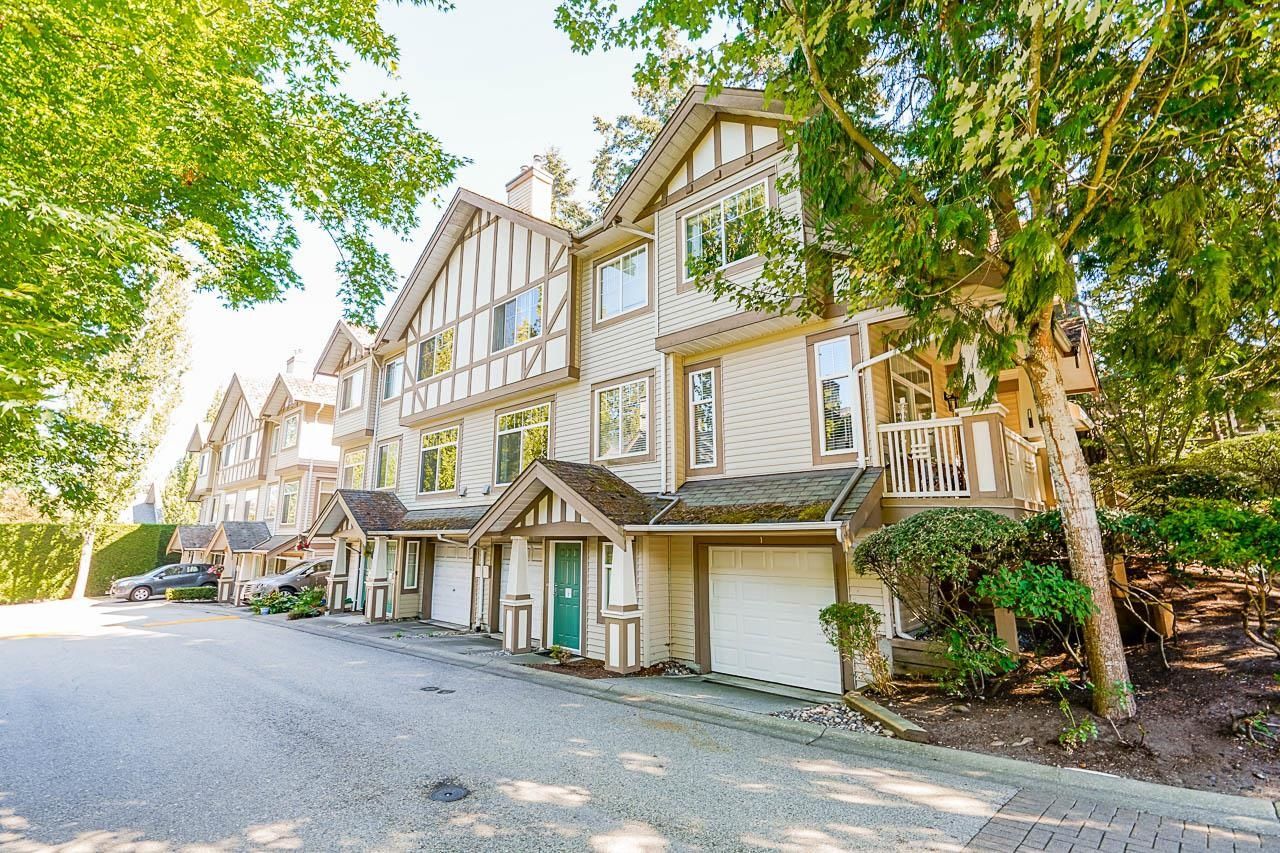 Main Photo: 3 2678 KING GEORGE Boulevard in Surrey: King George Corridor Townhouse for sale in "Mirada" (South Surrey White Rock)  : MLS®# R2731866