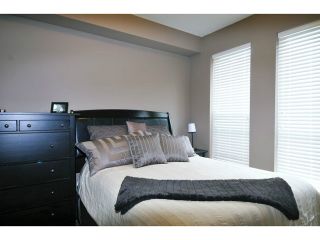 Photo 11: 201 2343 ATKINS Avenue in Port Coquitlam: Central Pt Coquitlam Condo for sale in "PEARL" : MLS®# V1070597