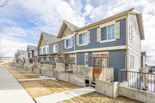 Photo 3: 23 Kinlea Common NW in Calgary: Kincora Row/Townhouse for sale : MLS®# A2127238