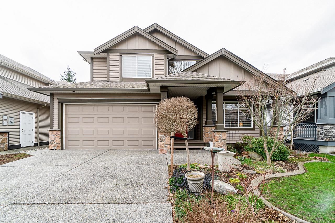 Main Photo: 7141 196A Street in Langley: Willoughby Heights House for sale : MLS®# R2659902