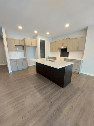 Photo 5: 43 DEDRICK Bay in Winnipeg: Residential for sale (1H)  : MLS®# 202228383