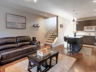 Photo 3: 145 300 Phelps Ave in Langford: La Thetis Heights Row/Townhouse for sale : MLS®# 916435