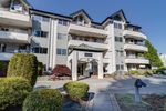 Main Photo: 104 2526 LAKEVIEW Crescent in Abbotsford: Central Abbotsford Condo for sale in "MILL SPRING MANOR" : MLS®# R2880110