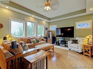 Photo 8: 614 Southwood Dr in VICTORIA: Hi Western Highlands House for sale (Highlands)  : MLS®# 757801