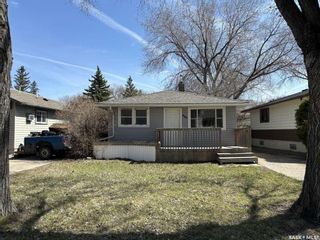 Main Photo: 221 Smith Street in Regina: Highland Park Residential for sale : MLS®# SK967327