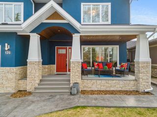 Photo 2: 136 Parkview Green SE in Calgary: Parkland Detached for sale : MLS®# A2127922