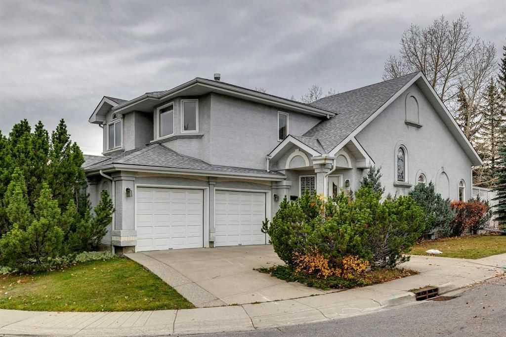 Main Photo: 3 Woodford Court SW in Calgary: Woodbine Detached for sale : MLS®# A2087076