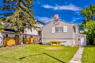 Photo 3: 1336 20 Avenue NW in Calgary: Capitol Hill Detached for sale : MLS®# A1253055
