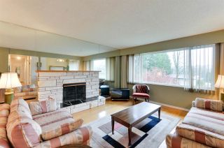 Photo 3: 5245 EGLINTON STREET in Burnaby: Deer Lake Place House for sale (Burnaby South)  : MLS®# R2257418