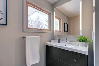 Photo 18: 3207 15 Street NW in Calgary: Collingwood Detached for sale : MLS®# A1214337