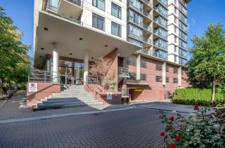 Photo 2: 705 9171 FERNDALE Road in Richmond: McLennan North Condo for sale in "FULLERTON" : MLS®# R2210936