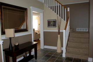 Photo 2: 1273 Royal Court in Port Coquitlam: Home for sale